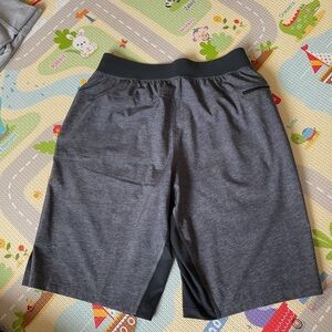 Lululemon Gray Athletic Shorts size M